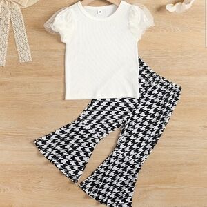 Bama Houndstooth  2pc White Decorative top w/ matching Bellbottoms Size 3/4 New!